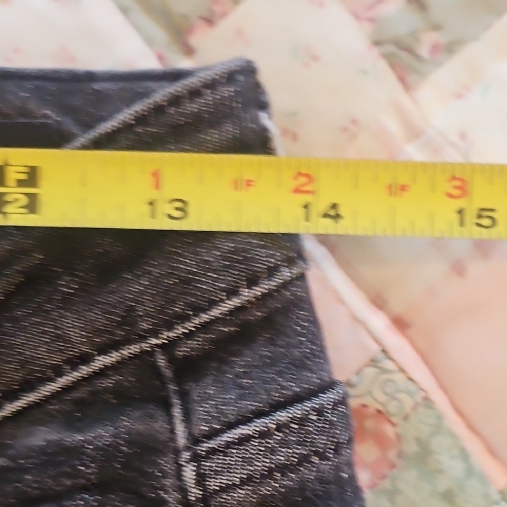 Judy Blue -Five Button Fly Skinny Fit -Black Distressed Jeans  - Size 5/27 - Picture 3 of 11
